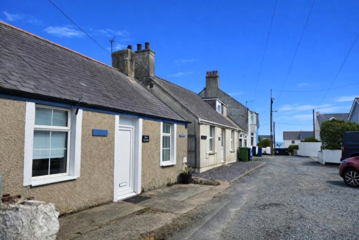 2 Bedroom Cottage For Sale In Glen Cottage, Rhosneigr, Isle Of Anglesey, LL64
