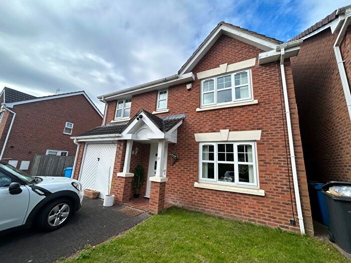 4 Bedroom Property To Rent In Birchcroft, Coven, Wolverhampton, WV9