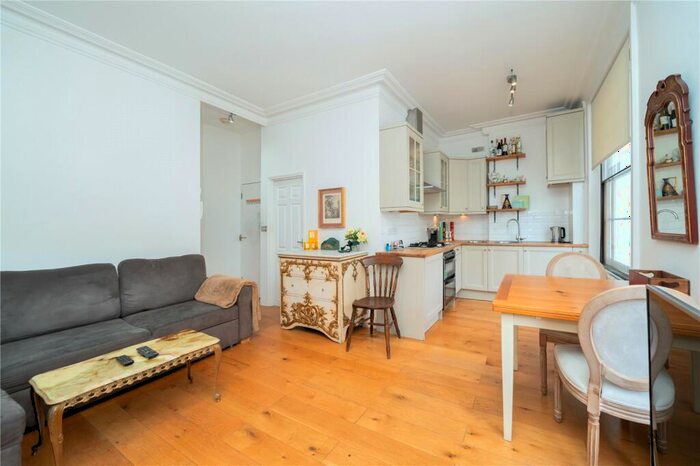 1 Bedroom Apartment To Rent In Gunter Grove, London, SW10