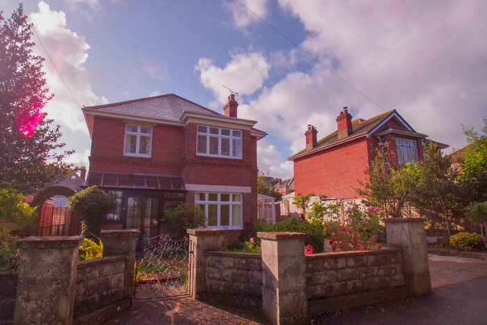 4 Bedroom Detached House To Rent In Hyde Road, Shanklin, PO37