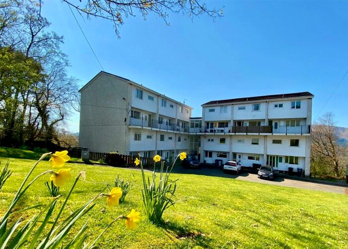 3 Bedroom Maisonette For Sale In Loch View, Ardpeaton, Cove, Helensburgh, G84