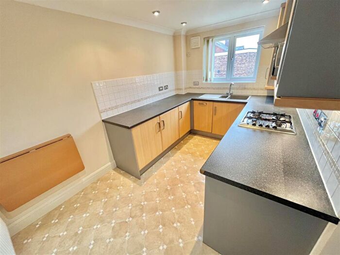 2 Bedroom Apartment For Sale In Bridgewater Street, Sale, M33