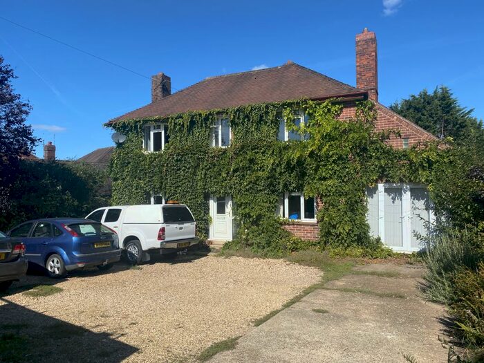 4 Bedroom Detached House To Rent In Bridge End Road, Grantham, NG31