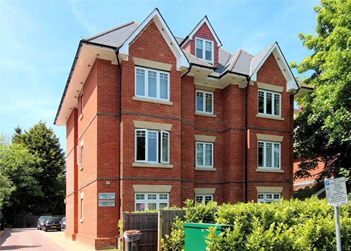 2 Bedroom Apartment To Rent In Woking, Surrey, GU22