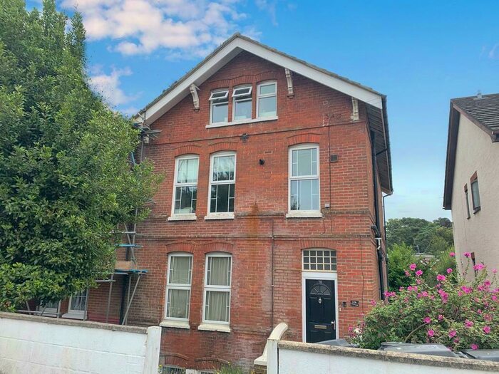 5 Bedroom Maisonette To Rent In Carlton Road, Bournemouth, BH1