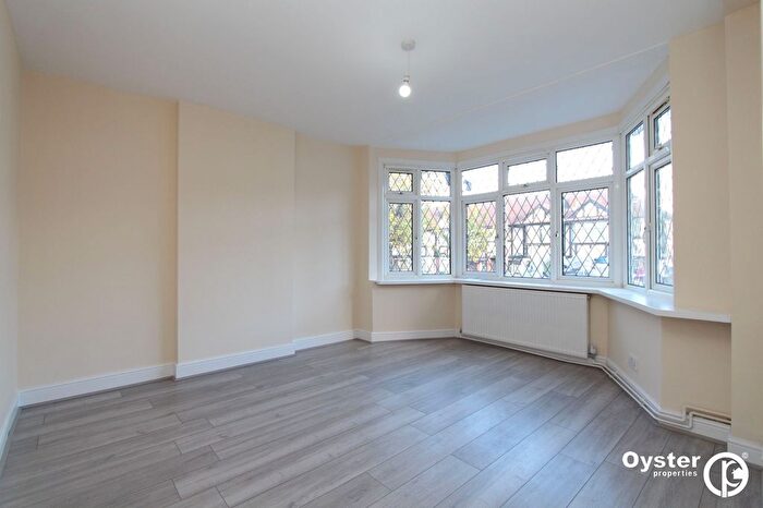 1 Bedroom Flat To Rent In Heather Park Drive, Wembley, HA0