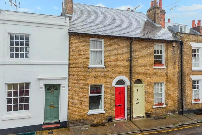 3 Bedroom Semi-Detached House To Rent In Orchard Street, Canterbury, CT2