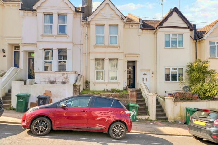5 Bedroom Terraced House To Rent In Brading Road, Brighton, BN2