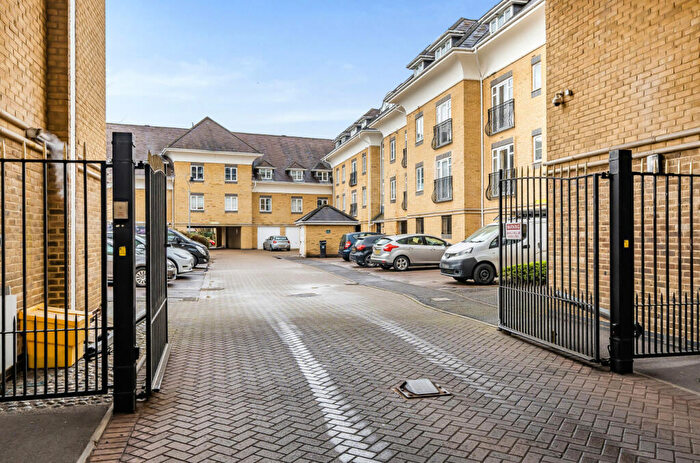 2 Bedroom Flat For Sale In Century Court, Victoria Way, Woking, Surrey, GU21