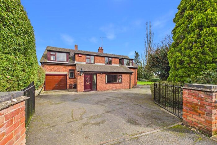 4 Bedroom Detached House For Sale In Jacks Lane, Marchington, Staffordshire, ST14