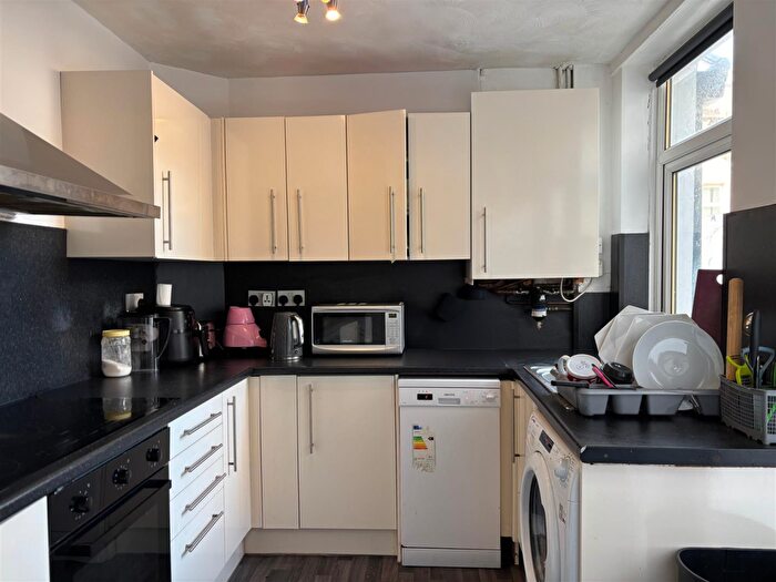 5 Bedroom Private Halls To Rent In Prospect Street, Lancaster, LA1