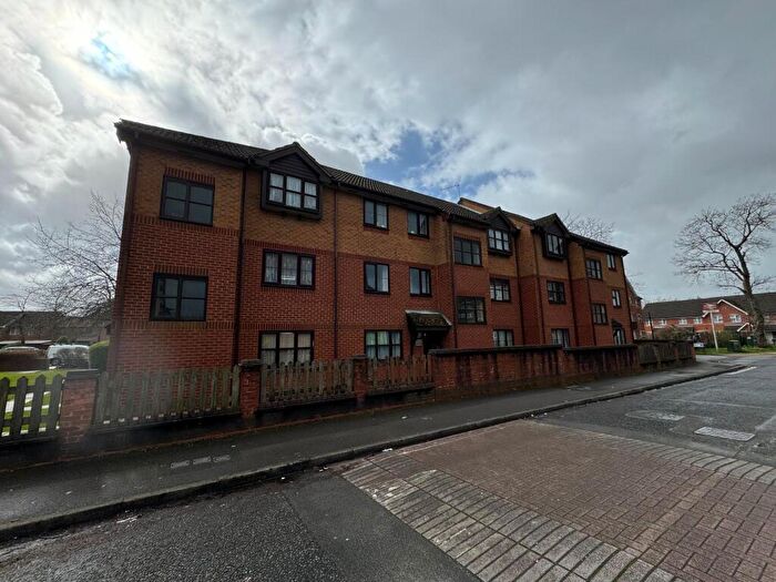 1 Bedroom Flat To Rent In Brunel Road, SO15