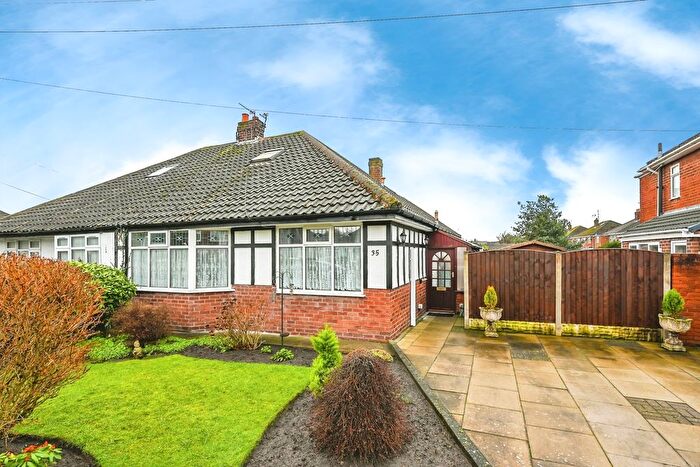 2 Bedroom Bungalow For Sale In Greenway, Crosby, Liverpool, Merseyside, L23