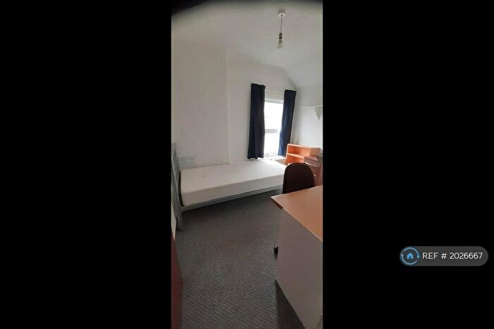 5 Bedroom Terraced House To Rent In Tewkesbury Street, Cardiff, CF24