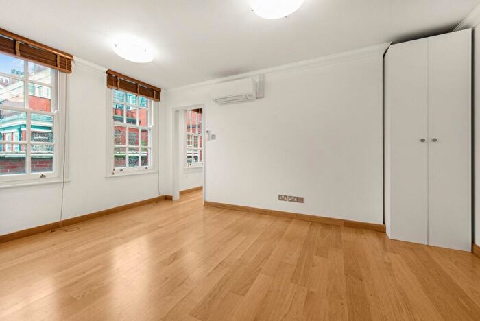 1 Bedroom Flat For Sale In St. John's Wood Court, St. John's Wood Road, NW8