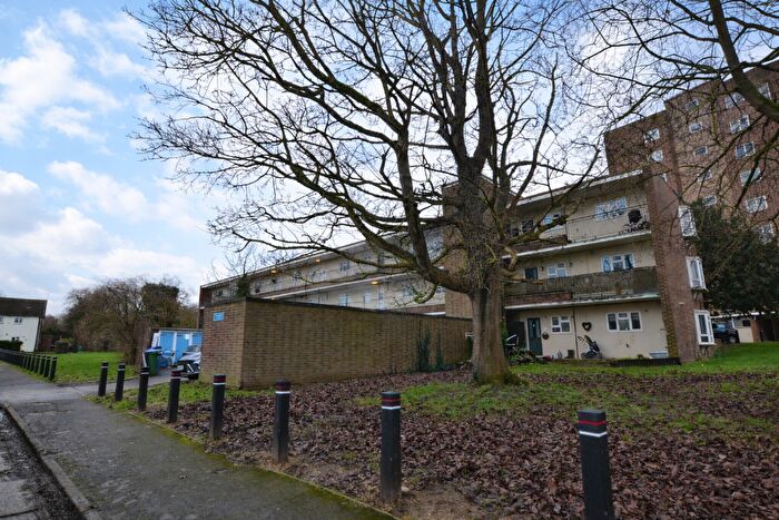 1 Bedroom Flat To Rent In The Lawn, Harlow, CM20