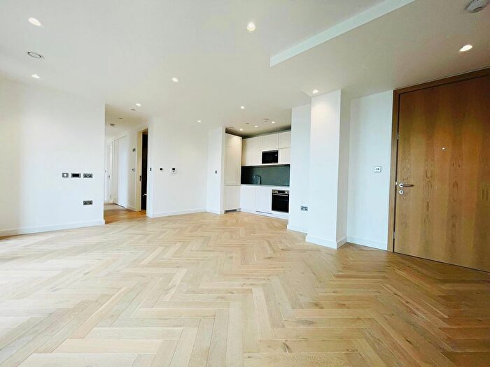 3 Bedroom Flat To Rent In Josephine House, Oberman Road, Dollis Hill, NW10