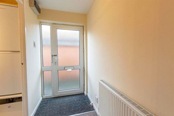 2 Bedroom Bungalow To Rent In Grenville Drive, Ilkeston., DE7
