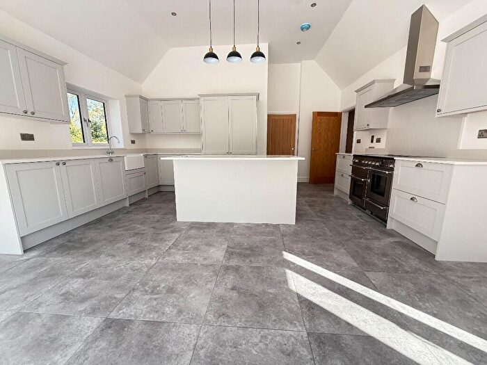 4 Bedroom Detached Bungalow For Sale In West Carr Road, Attleborough, Norfolk, NR17