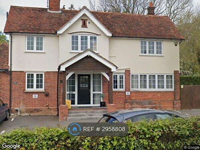Studio To Rent In Main Road, Ingatestone, CM4