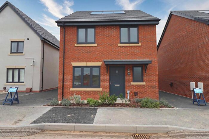 3 Bedroom Detached House To Rent In Harebell Crescent, Desborough, NN14