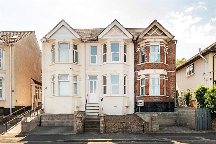4 Bedroom House For Sale In Kitchener Road, High Wycombe, HP11