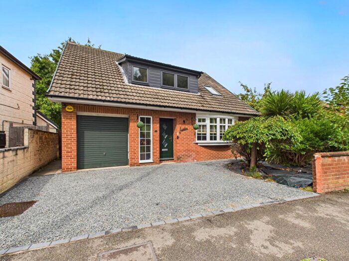 3 Bedroom Detached House For Sale In Meadow Lane, Chaddesden, DE21