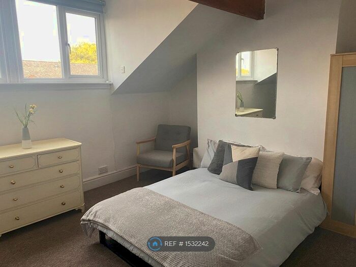 1 Bedroom Flat To Rent In Windsor Road, Levenshulme, Manchester, M19