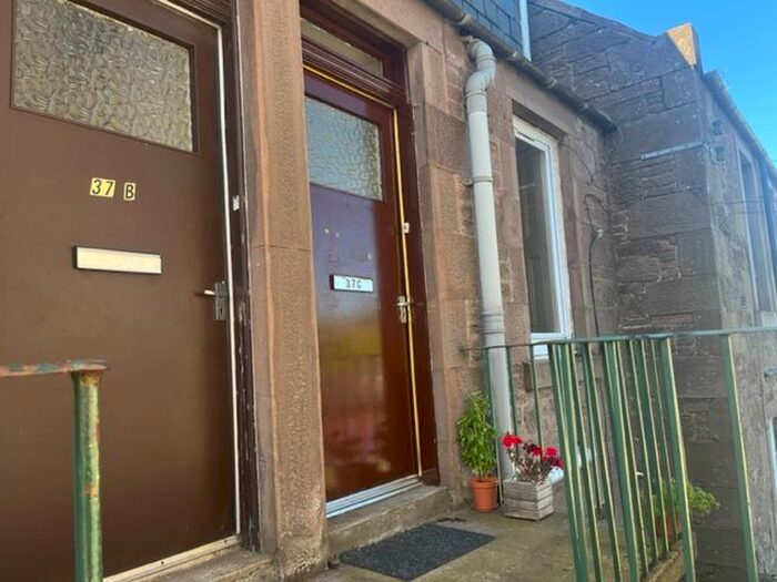 1 Bedroom Flat To Rent In Union Street, Brechin, DD9