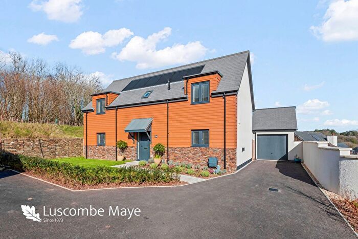 3 Bedroom Detached House For Sale In Sawfield Drive, Dartington, Totnes, TQ9