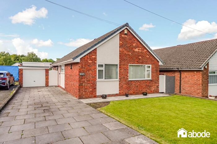 3 Bedroom Detached Bungalow For Sale In Downham Close, Woolton, Liverpool, L25