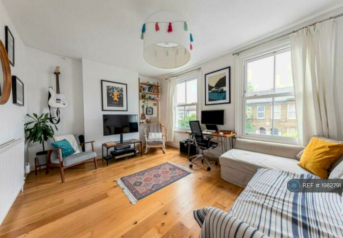 1 Bedroom Flat To Rent In Water Lane, London, E15