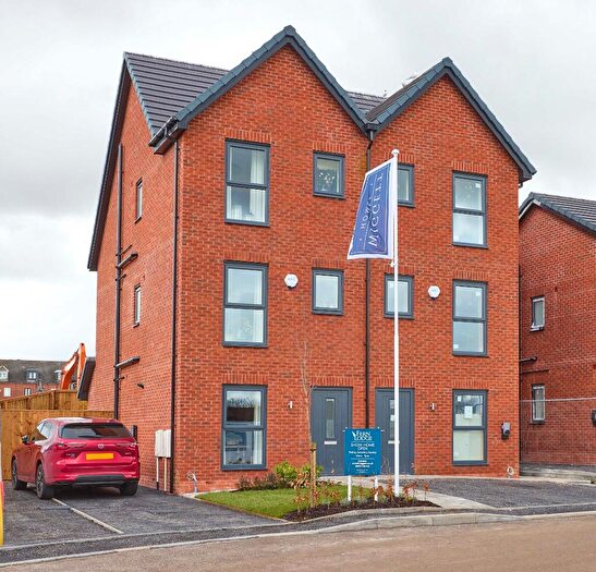 3 Bedroom Mews For Sale In Fern Lodge, Ashton-Under-Lyne, OL6