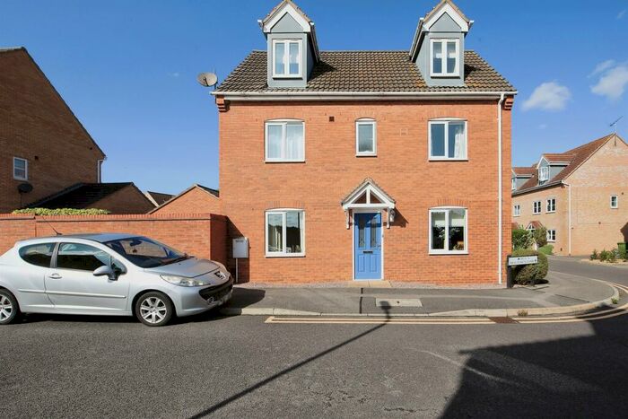 4 Bedroom Detached House For Sale In East Of England Way, Orton Northgate, Peterborough, PE2