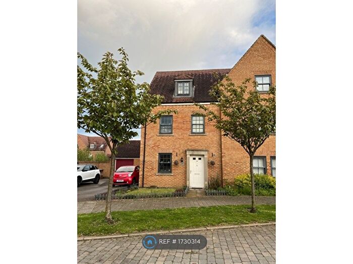 4 Bedroom Semi-Detached House To Rent In Elton Street, Weldon, NN17