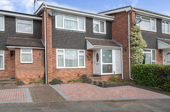 3 Bedroom Terraced House For Sale In Wooteys Way, Alton, Hampshire, GU34
