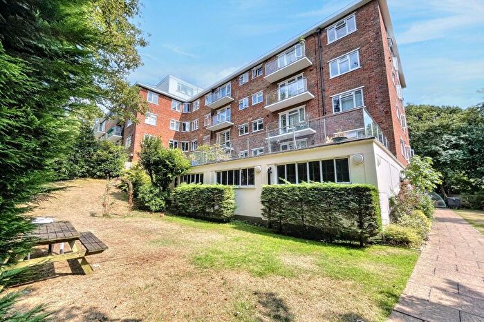 2 Bedroom Flat For Sale In Bournemouth, BH1