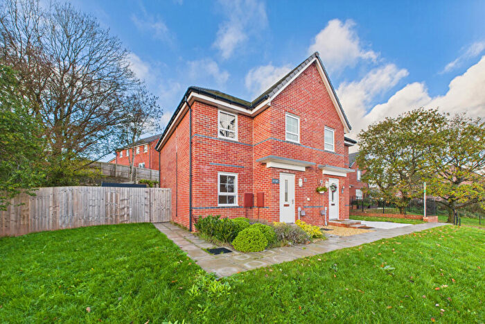 3 Bedroom Semi Detached House For Sale In Cooke Way, Lydney, Gloucestershire, GL15