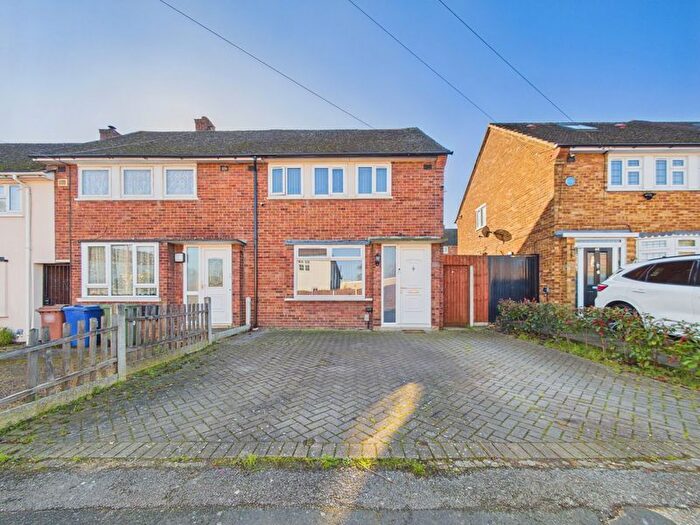 3 Bedroom End Terrace House For Sale In Cherwell Grove, South Ockendon, RM15