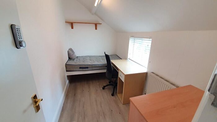 8 Bedroom Terraced House To Rent In St Marys Road, Oxford, Student Bedroom, OX4