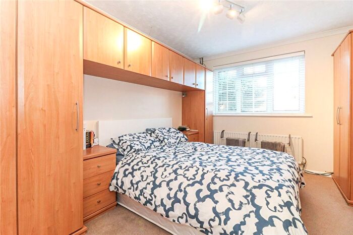 5 Bedroom Semi-Detached House To Rent In Wadham Road, Abbots Langley, WD5