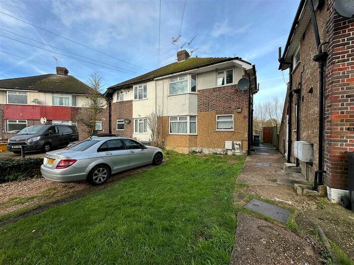 2 Bedroom Maisonette To Rent In Elmcroft Close, Feltham, TW14