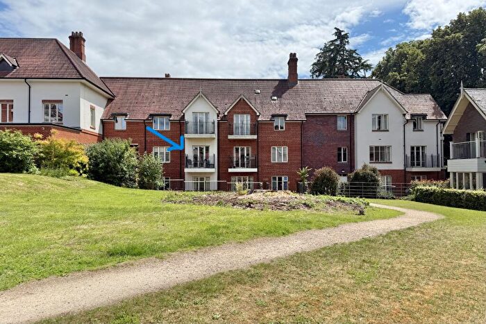 1 Bedroom Retirement Property For Sale In Garnier Drive, Bishopstoke Park Retirement Village, SO50