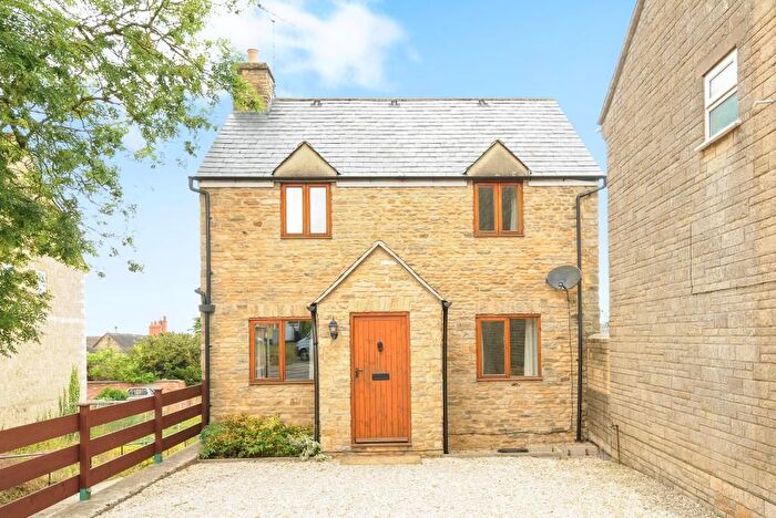 2 Bedroom Detached House To Rent In Chipping Norton, Oxfordshire, OX7