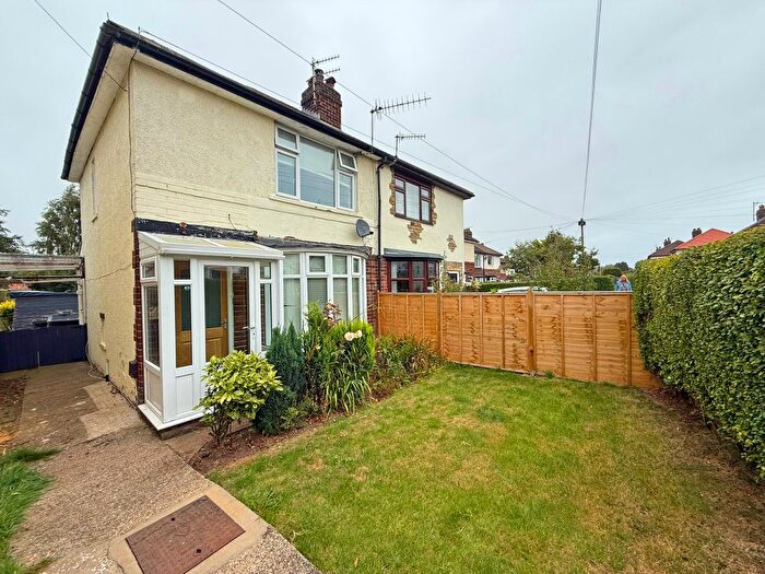 3 Bedroom Semi-Detached House To Rent In Linden Road, Newby, Scarborough, YO12