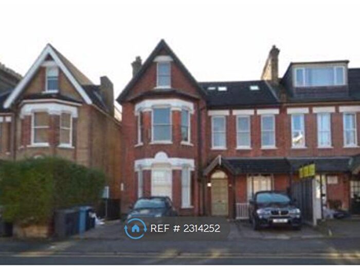 2 Bedroom Flat To Rent In Hammelton Road, Bromley, BR1