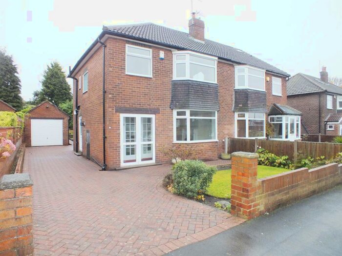3 Bedroom Semi-Detached House To Rent In Moseley Wood Way, Cookridge, Leeds, LS16