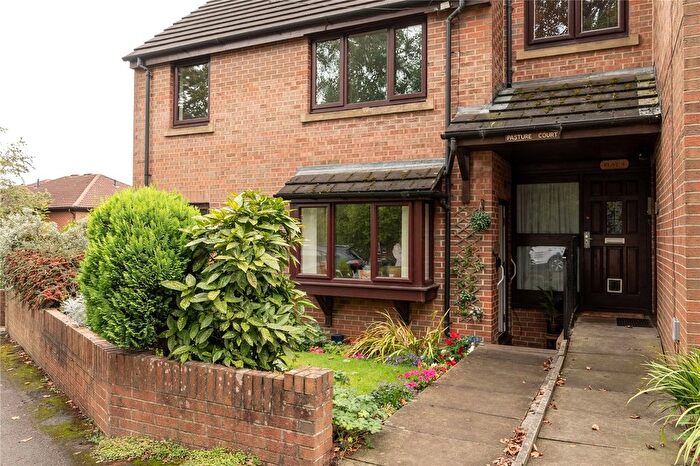 2 Bedroom Flat For Sale In Pasture Court, Pasture Lane, Chapel Allerton, Leeds, LS7