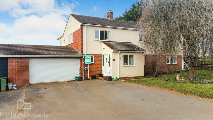 5 Bedroom Link Detached House To Rent In Barrettstown Stud, Oving Road, Whitchurch, Aylesbury, Buckinghamshire, HP22