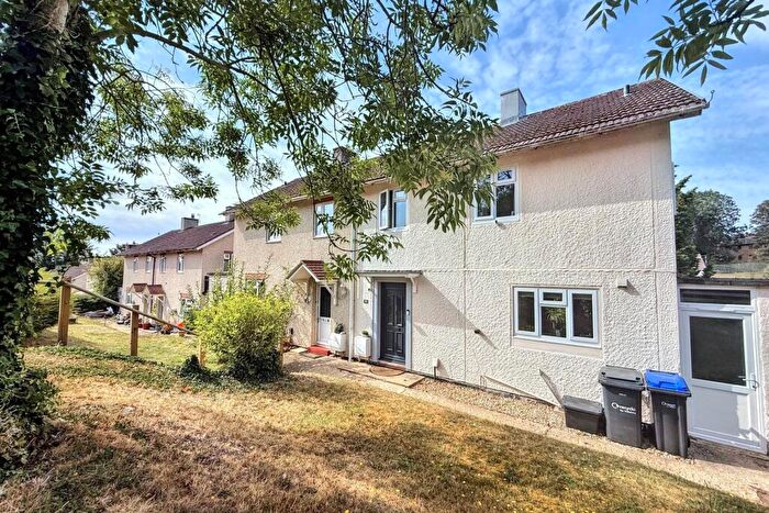 3 Bedroom Semi-Detached House For Sale In Salisbury, SP2